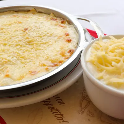 Massa gratinada ao forno
